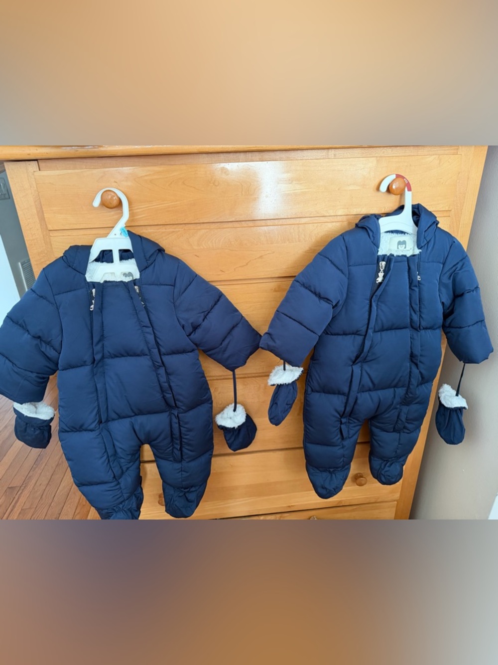 Navy Blue Puffer Infant Snowsuit with Mittens Excellent condition
